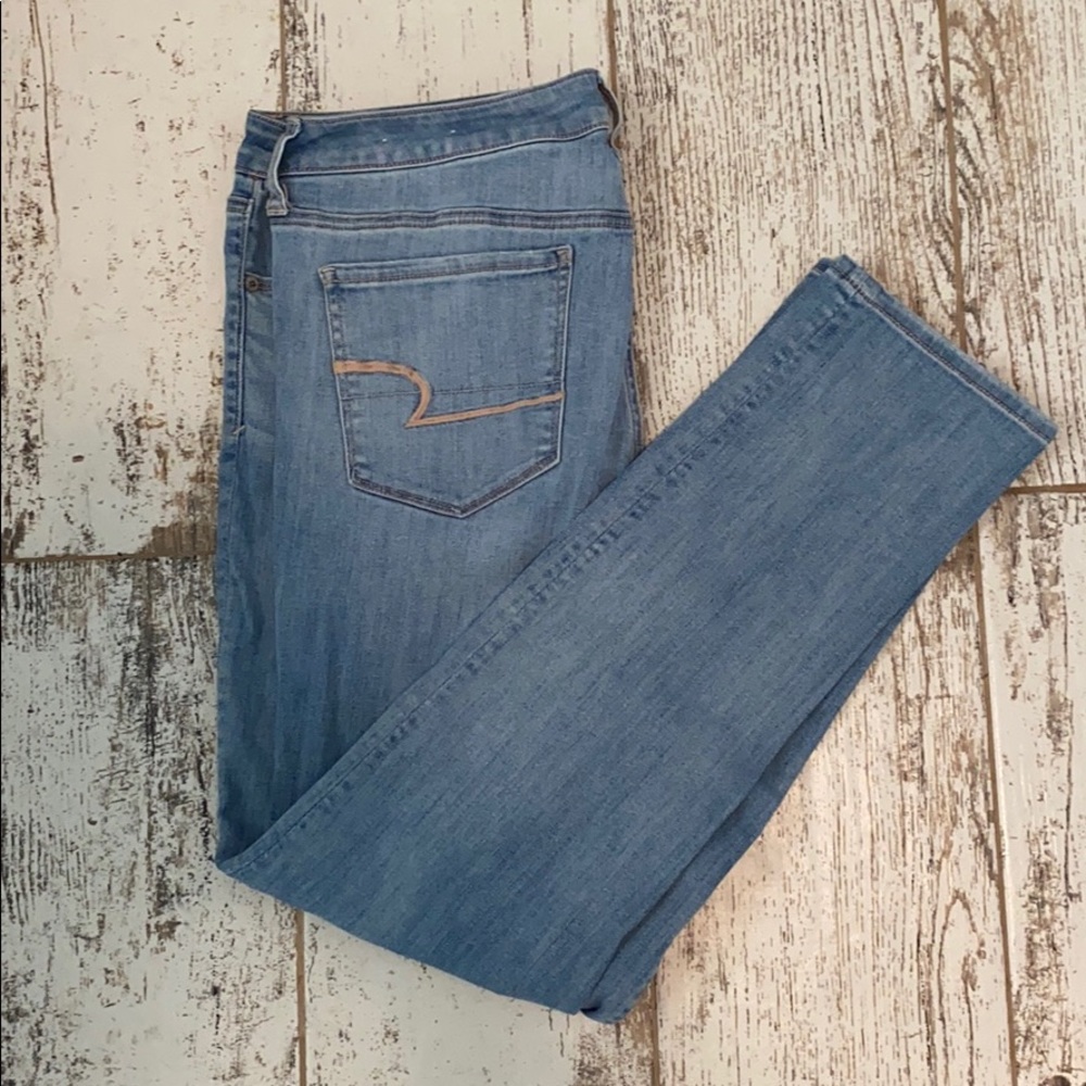 AE Super Stretch Capri’s